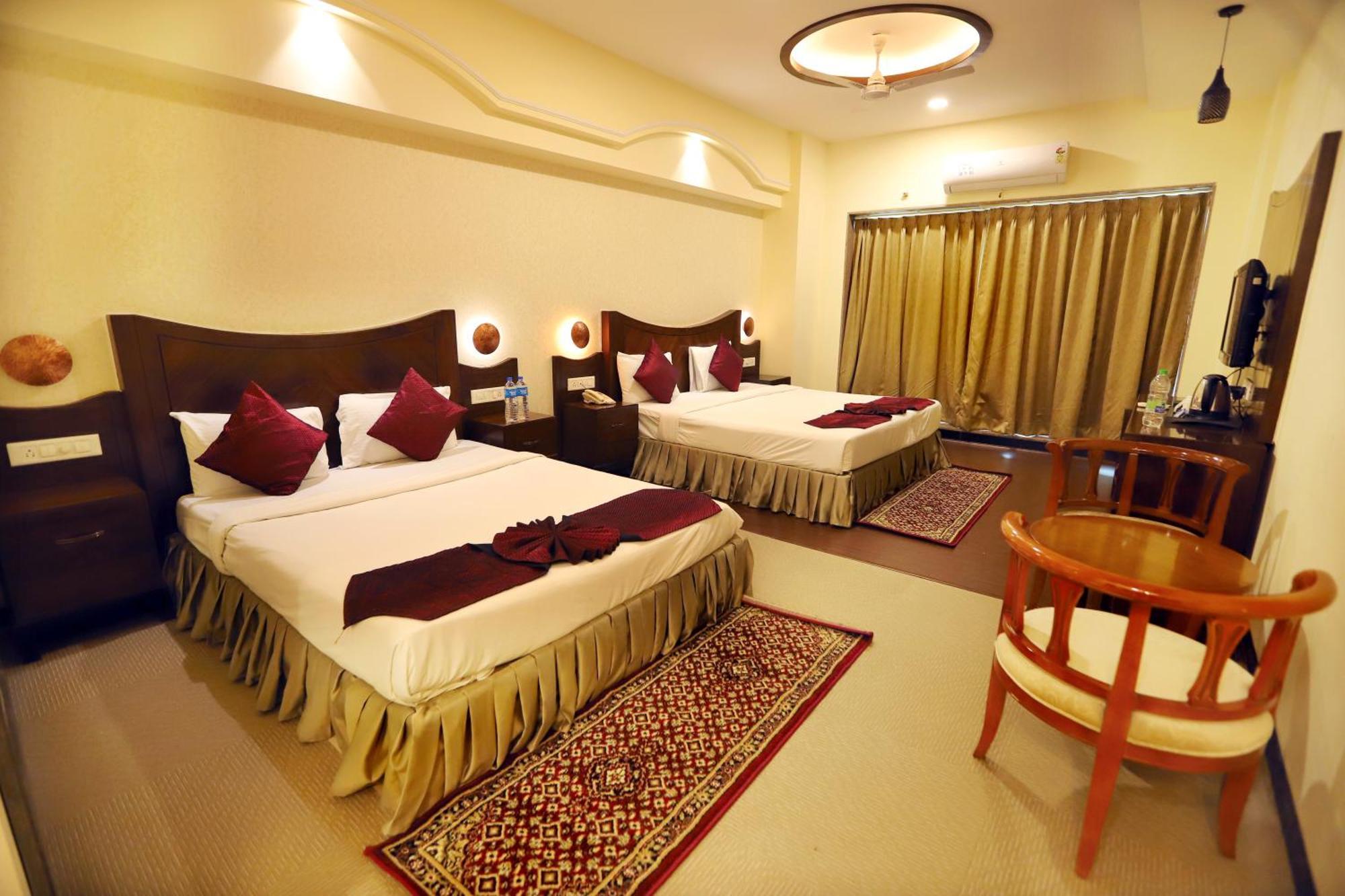 Jalsa Hotel & Banquets,인도르 외부 사진